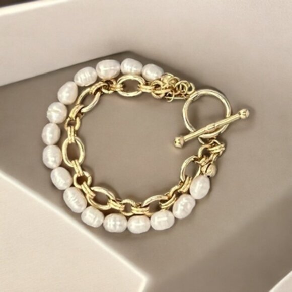 Chunky Freshwater Pearl Double Strand Gold Toggle Bracelet - Picture 2 of 6